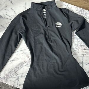 SKIMS x The North Face REFINA LONG SLEEVE TOP